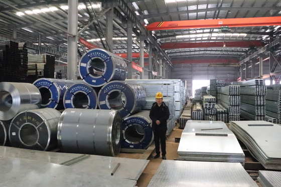 1250 mm Breite warmgewalzte galvanisierte Musterplatte für Container und Schiff anpassbar