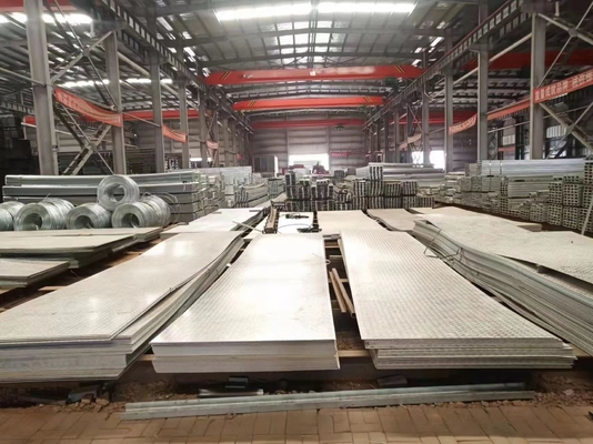 1250 mm Breite warmgewalzte galvanisierte Musterplatte für Container und Schiff anpassbar