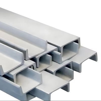 JIS Standard SS400 75x40x4x7mm U-Kanalstahl für Metallbaumaterial 1-12m Länge