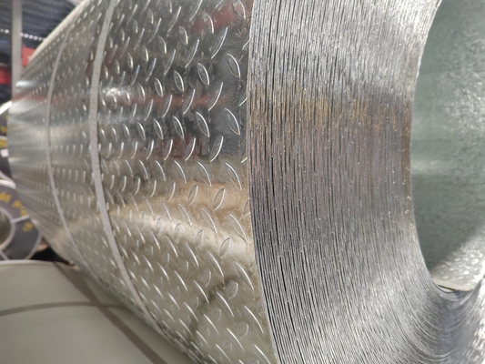 Silber-Zink-Stahlmodulärer Bogenbau Eisenbrücke mit neu entworfener vorbeschichteter Blüten-Gedruß-Muster-Spule
