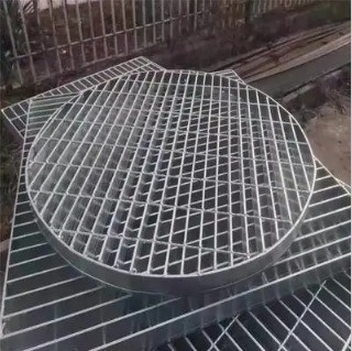 1m x 1m Stahlgitter Pigeon-Bodengrill mit 50mm Querschnitt Bar Pitch Industrial Design