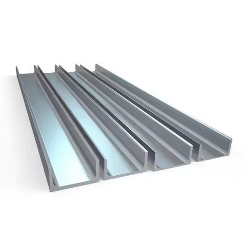 GB Standard Warmgewalzte Kohlenstoff-U-Kanalstahl Größen Q235 SS400 ASTM A36 ST37 S235jr S355jr